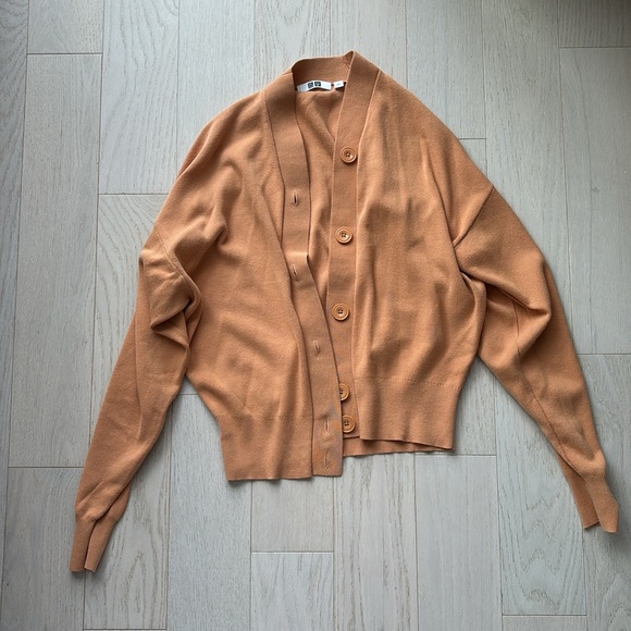 Uniqlo Short Cardigan - Orange - Small - Picture 2 of 4